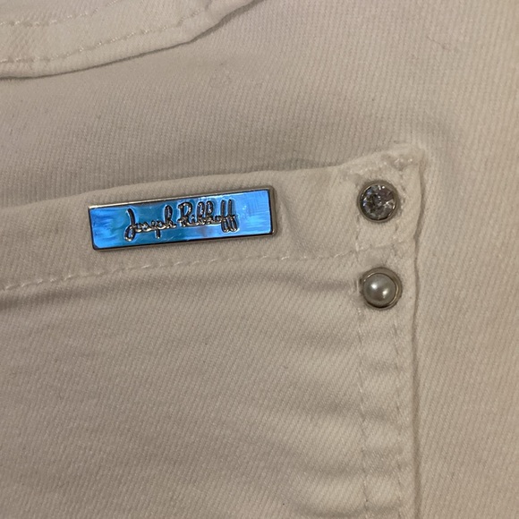 EUC Joseph Ribkoff white jeans denim. Size 8. - Picture 7 of 8